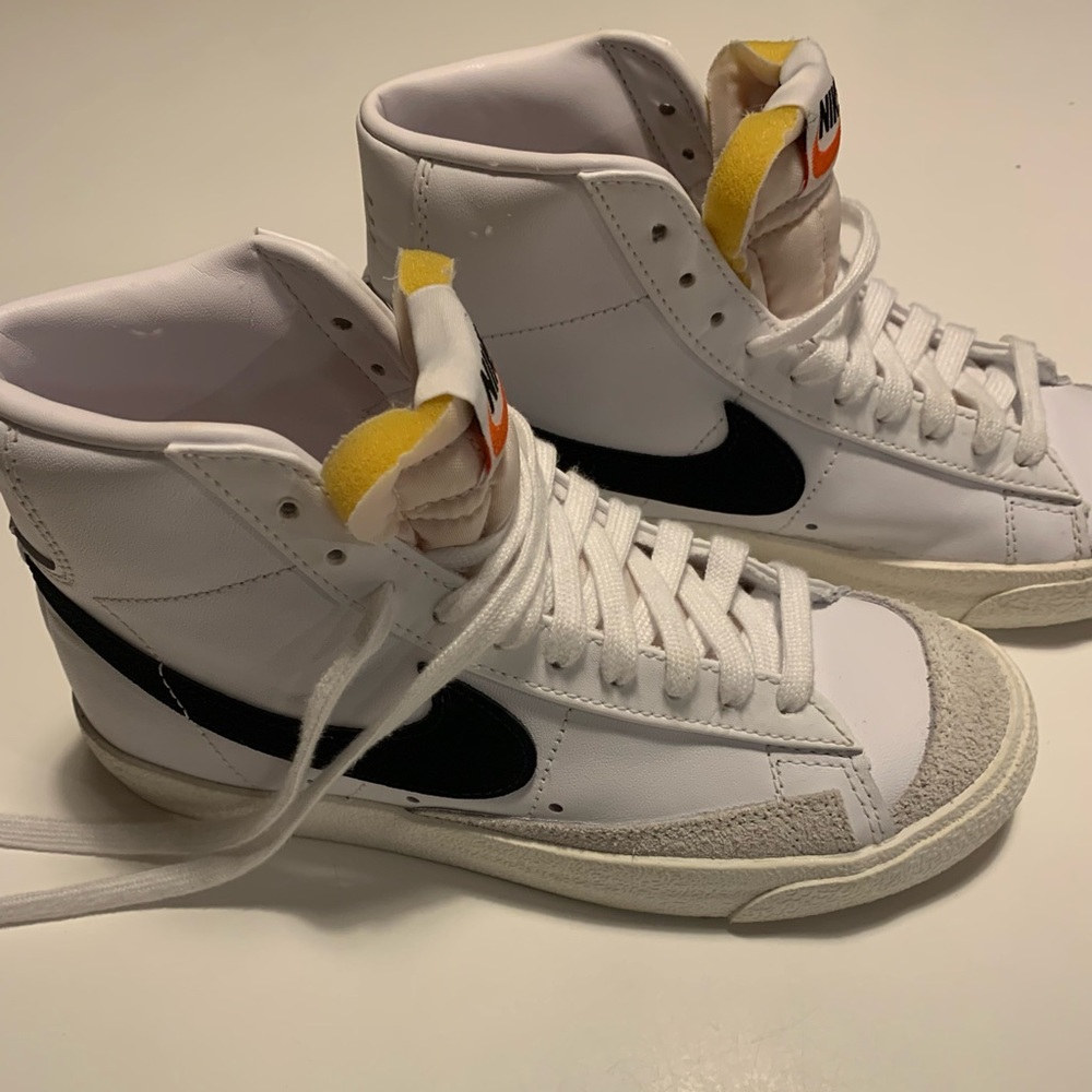 Nike Blazer Mid ‘77